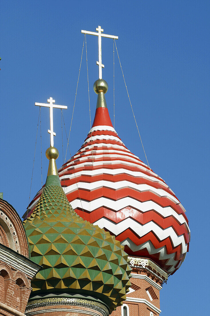 Architecture, Art, Arts, Building, Buildings, Church, Churches, Cities, City, Close up, Close-up, Closeup, Color, Colored, Colorful, Colors, Colour, Coloured, Colourful, Colours, Cross, Crosses, Dome, Domes, Exterior, Imposing, Low angle view, Majestic, O