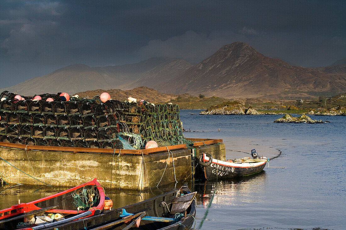 Ballynakill Harbour, Connemara, County Galway, Ireland, Europe