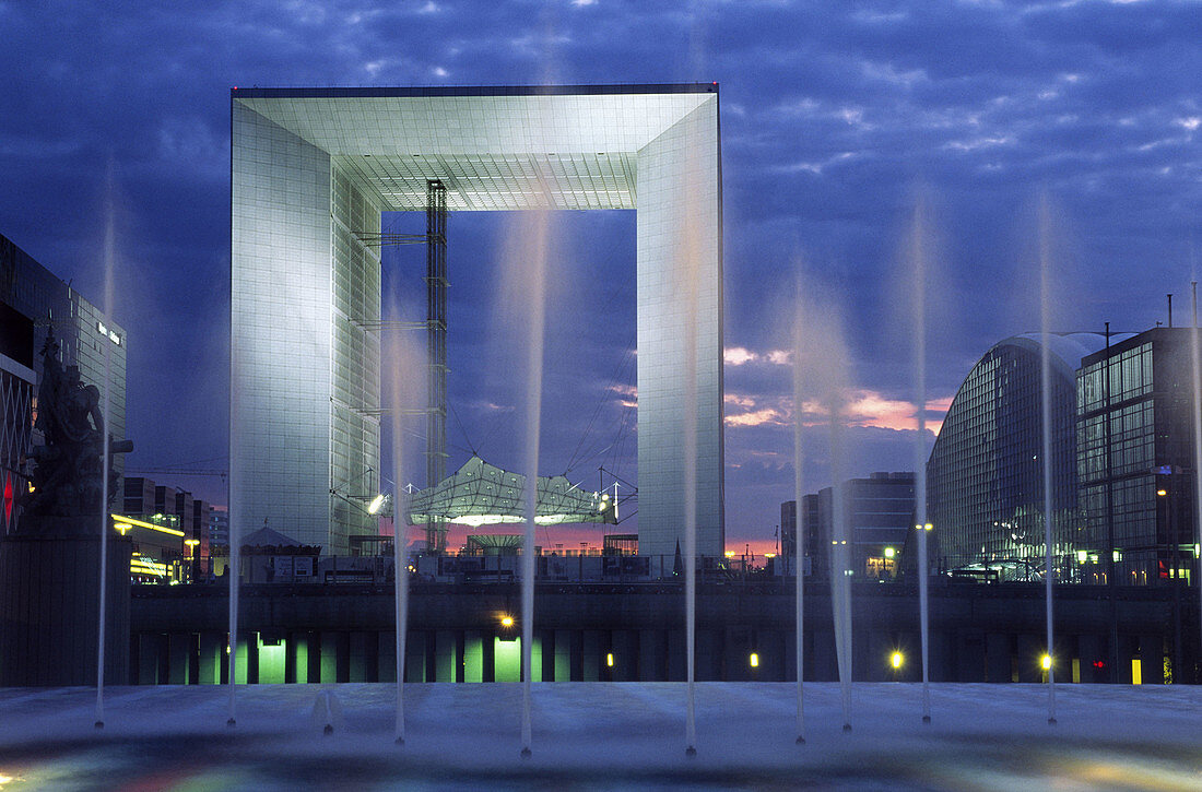 Grande Arche, fountain, La Défense, modern architecture, Paris. France