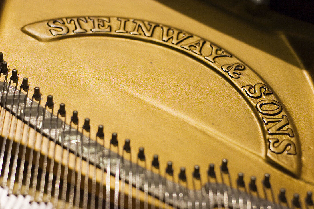 Internal view of a piano Steinway & Sons