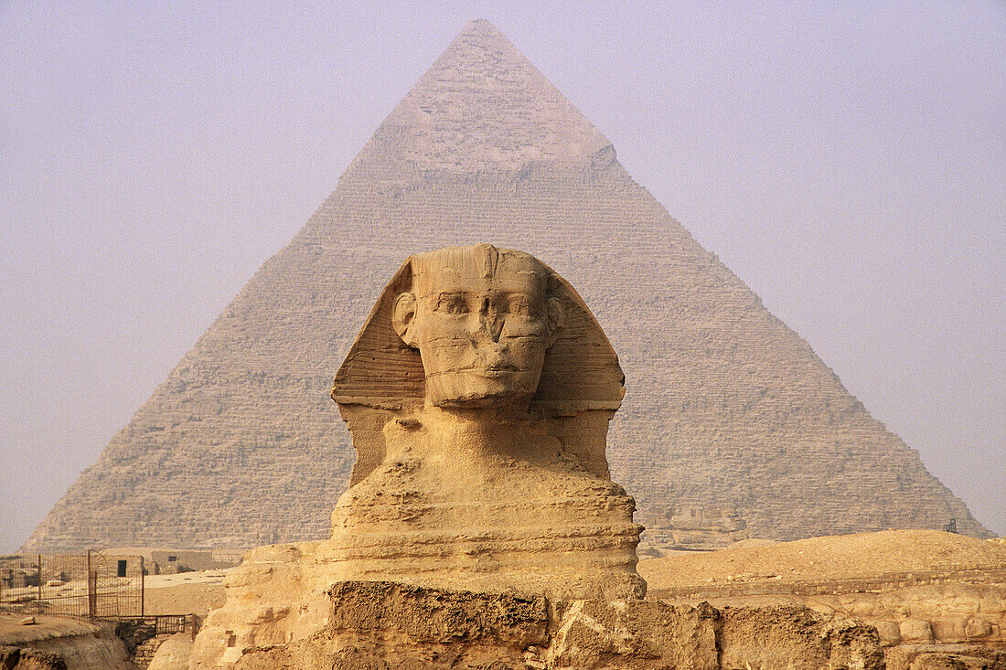 Sphinx and Chephren Pyramid in background, Gizeh. Egypt