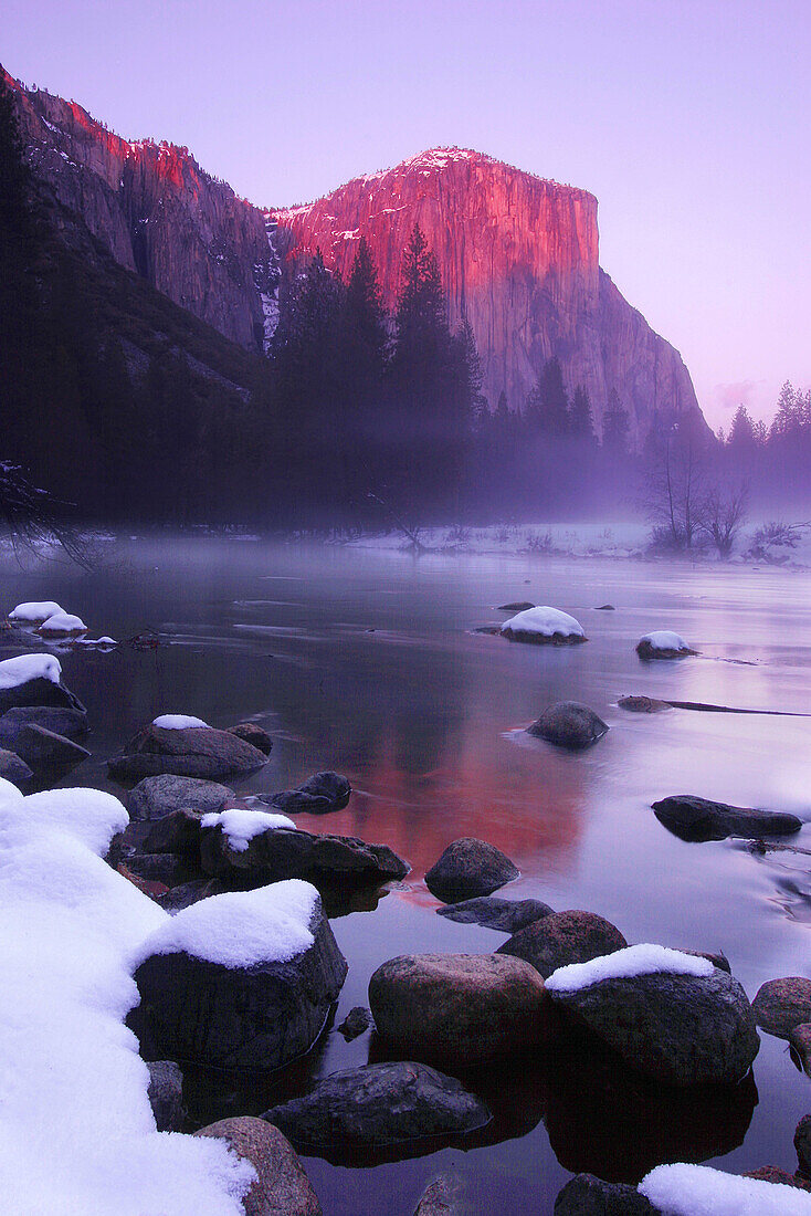 Sierra Mountains, El Capitan, Yosemite National Park, California, USA