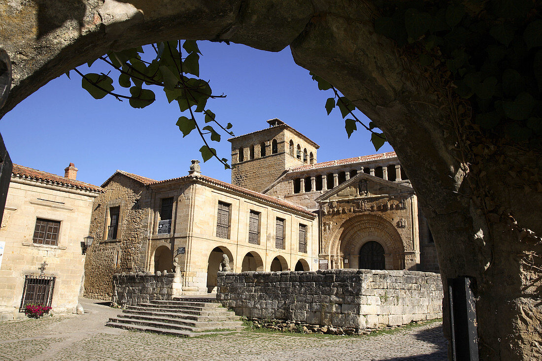 Santa Juliana Romanesque collegiate church. Santillana del Mar. Cantabria, Spai