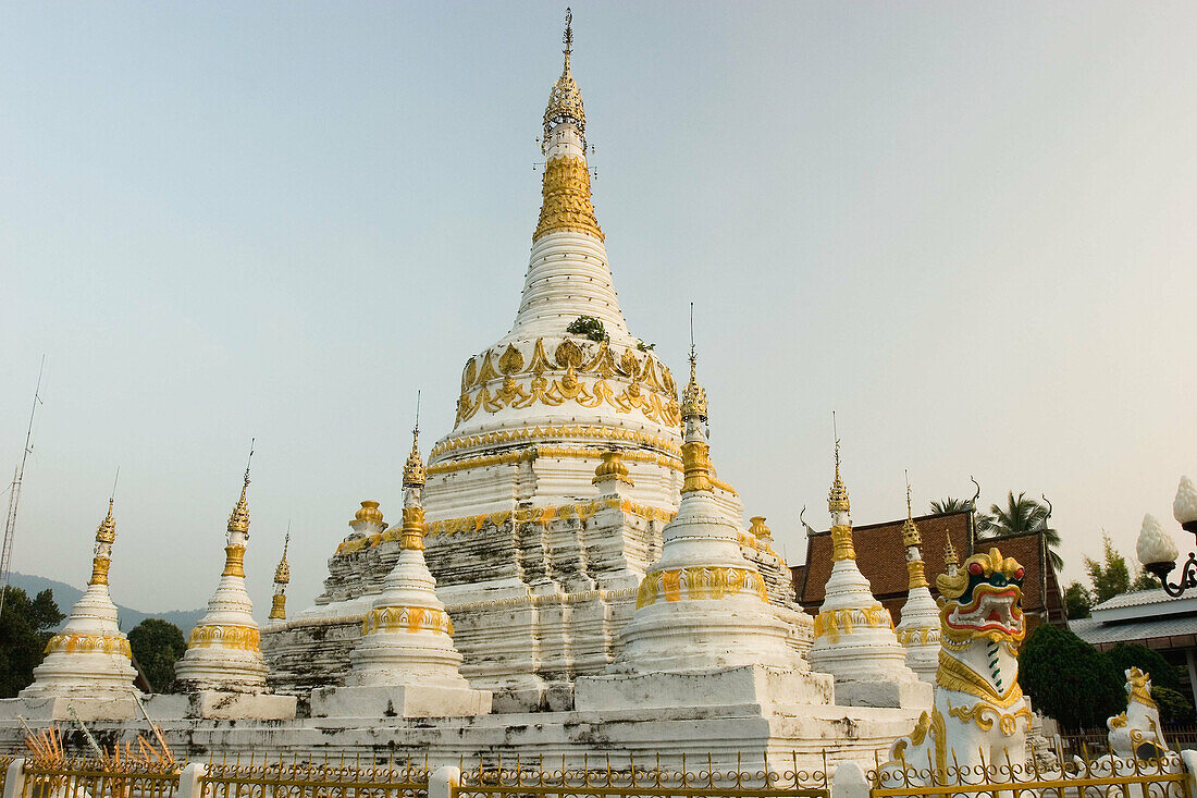 What Pratat Doi Kong Mu on the top of the mountain out of Mae hong son