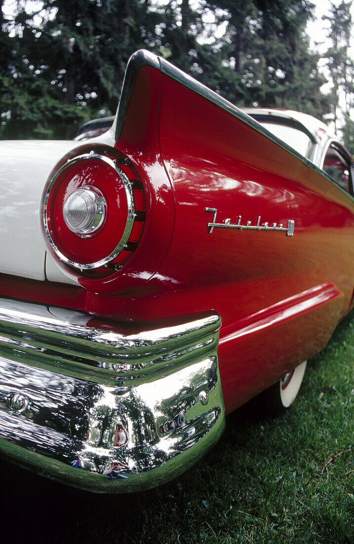 1957 Ford Fairlane