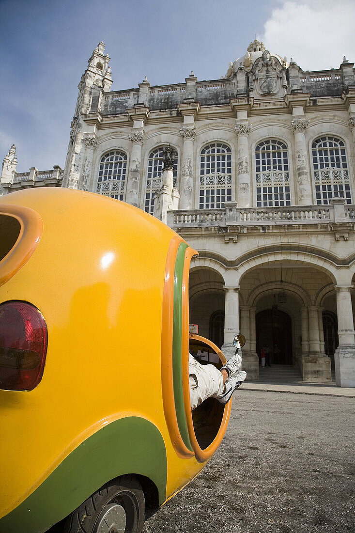 Museum of the Revolution, former Presidential Palace. Pedicab waiting for customers. Havana. Cuba