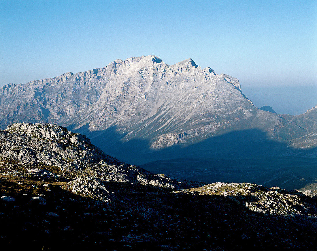 Naranjo de Bulnes, Picos de Europa, Asturias, Spain