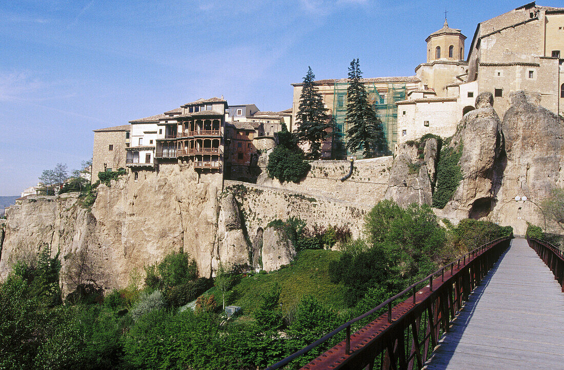 San-Pablo-Brücke und Hängehäuser, Cuenca, Kastilien-La Mancha, Spanien