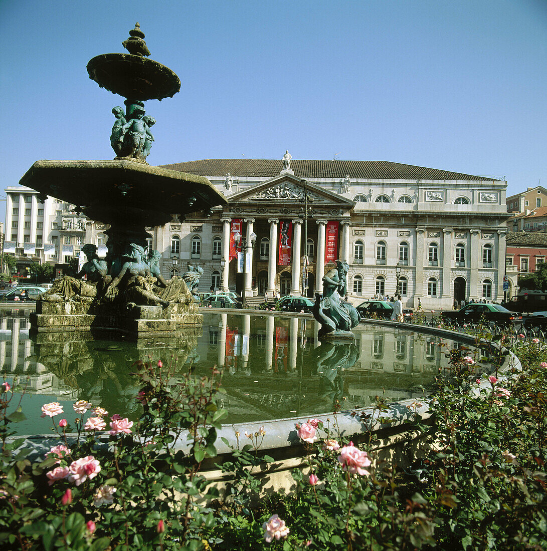 D. Nationaltheater Maria II. am Rossio-Platz, Lissabon. Portugal