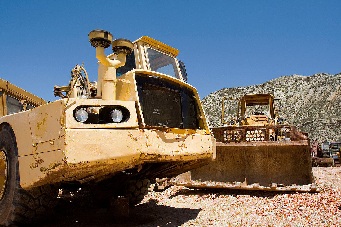 Brutal, Brutality, Color, Colour, Construction site, Construction sites, Daytime, Excavator, Excavators, Exterior, Industrial, Industry, Machinery, Outdoor, Outdoors, Outside, Shovel, Shovels, T27-537335, agefotostock