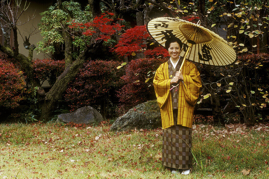 Woman with kimono. Kamenoi-Besso Ryokan. Yufuin. Kyushu island. Japan.