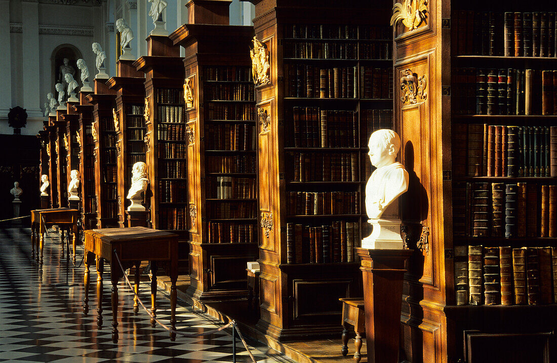 Europe, Great Britain, England, Cambridgeshire, Cambridge, Trinity College, Wren Library
