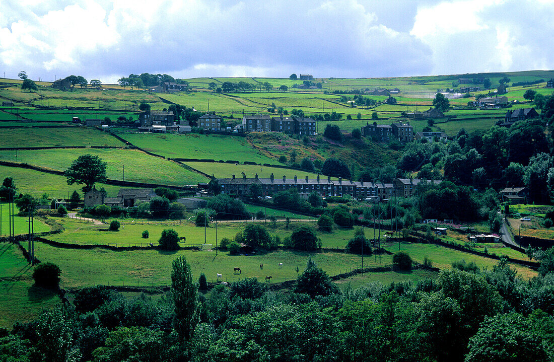 Europe, Great Britain, England, West Yorkshire, near Luddenden Foot