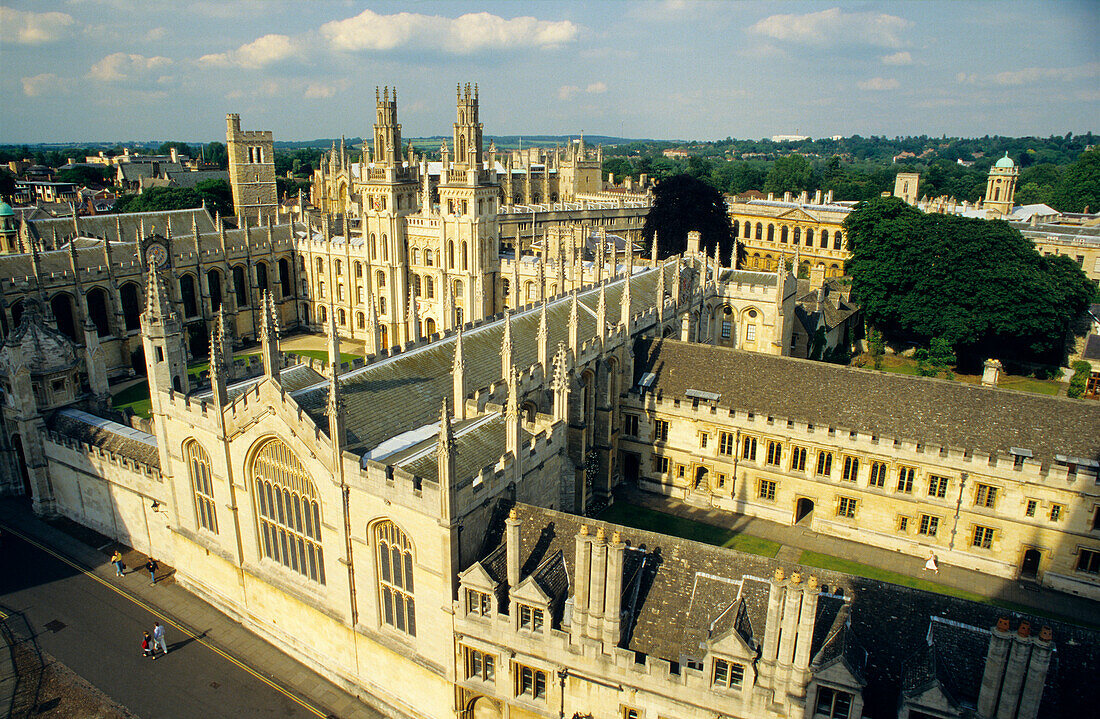 Europa, Grossbritannien, England, Oxfordshire, Oxford, Blick auf All Souls College, [vollständiger Name: The College of All Souls of the Faithful Departed]