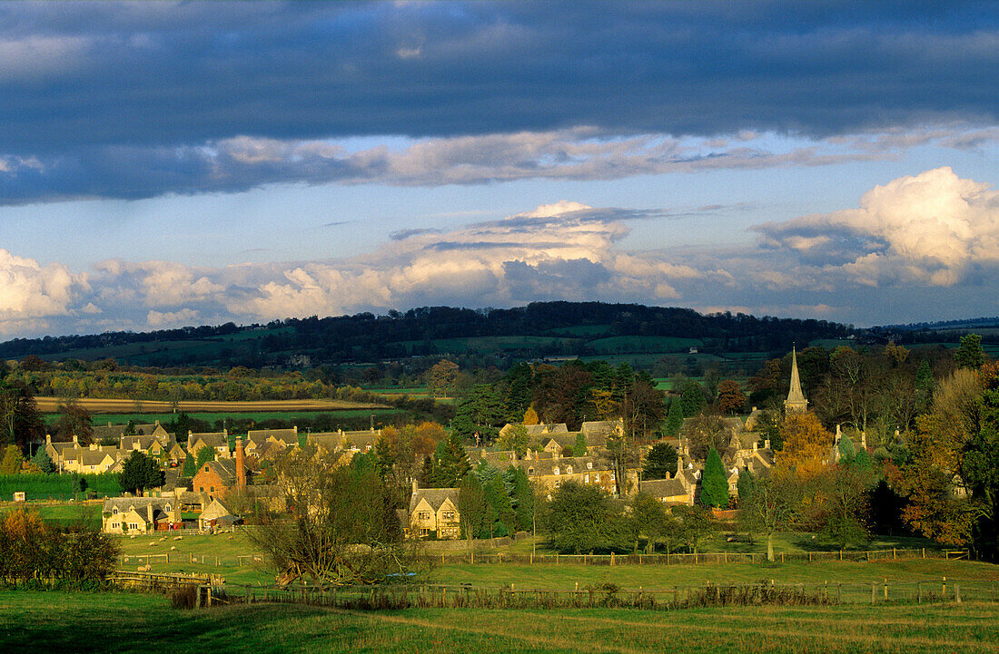 Europe, England, Gloucestershire, Cotswolds, Lower Slaughter