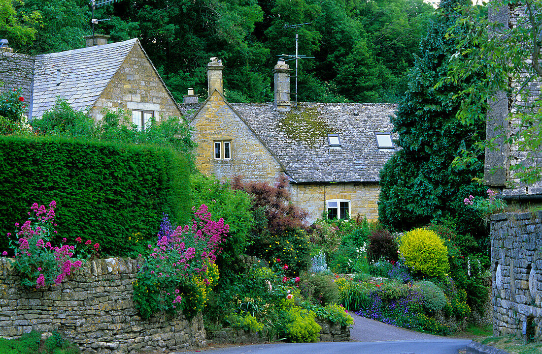 Europe, England, Gloucestershire, Cotswolds, Snowshill