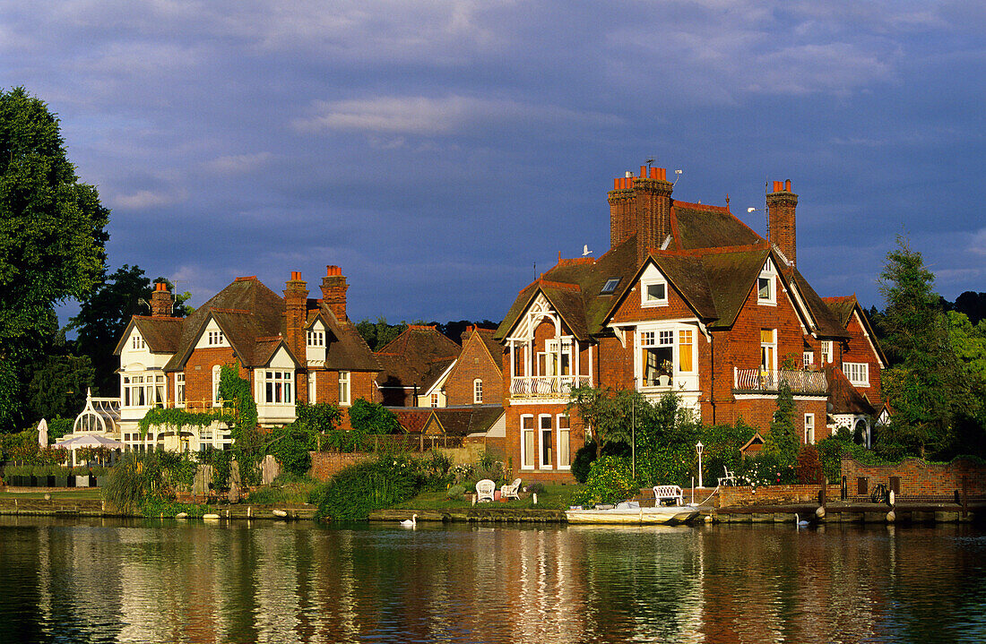 Europa, England, Buckinghamshire, Marlow, Themse