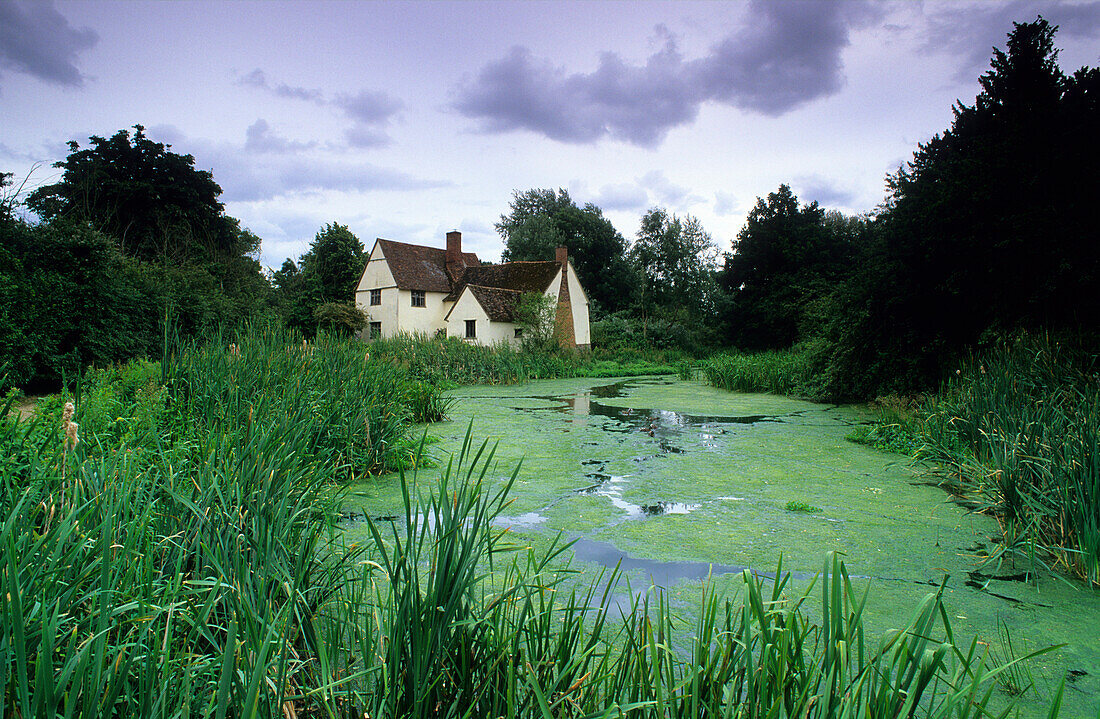 Europe, England, Essex, East Berholt, Willy Lott's Cottage