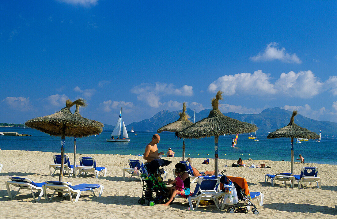 Europe, Spain, Majorca, Port de Pollenca, on the beach