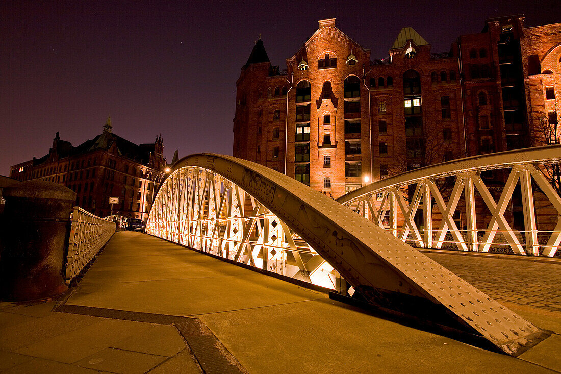 Fleet bridge at night, Speicherstadt, Hamburg, Germany