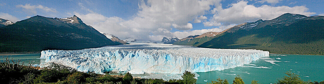 Perito Moreno glacier, Los Glaciares National Park, Patagonia, Argentina, South America