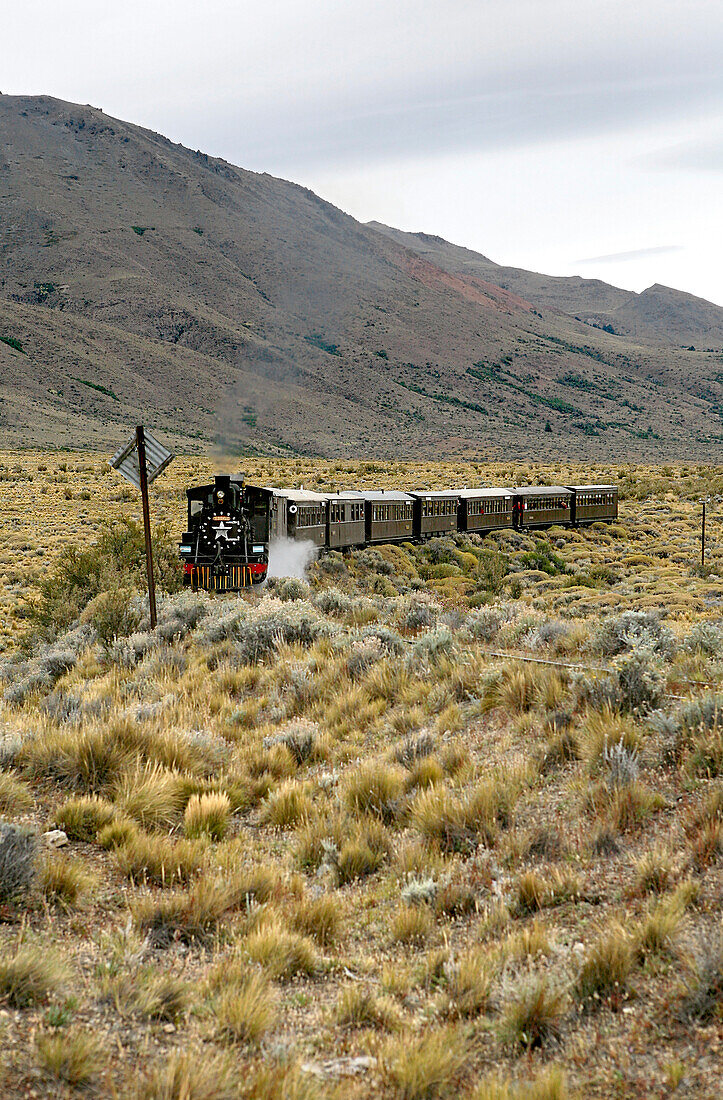 Der alte Patagonien Express außerhalb von Esquel, Patagonien, Argentinien, Südamerika