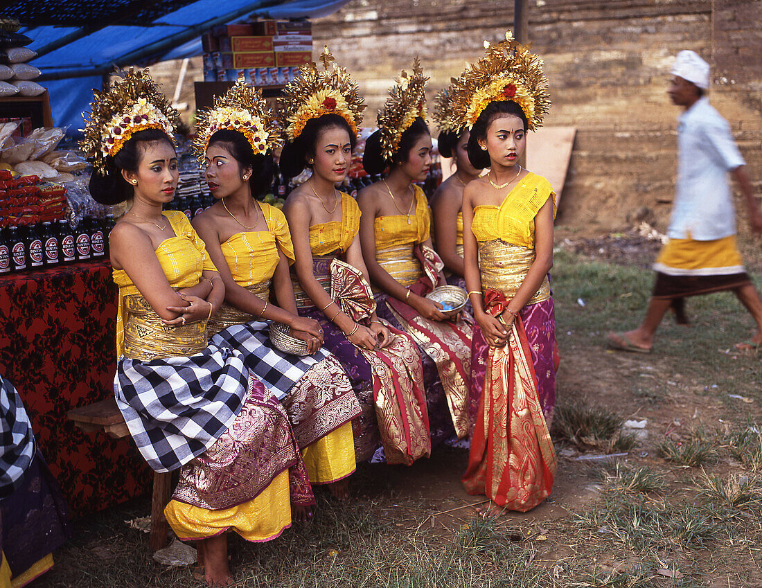 Temple festival. Odalan. Sukawati. Bali. Indonesia.