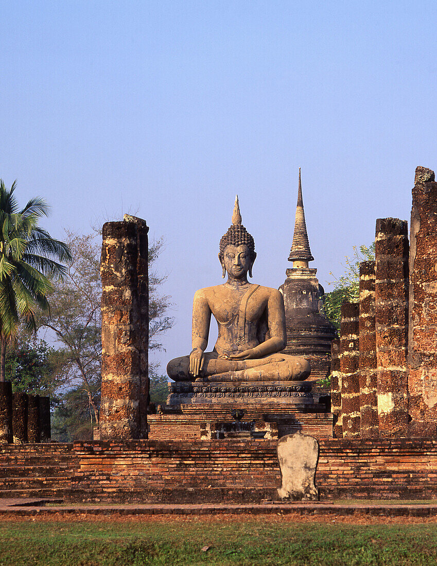 Buddha in Wat Mahathat. Sukhothai, Thailand