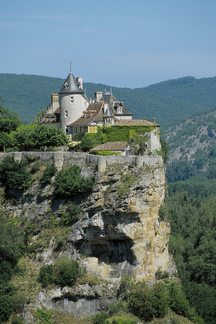 France, Quercy, Dordogne Valley, Belcastel Castle