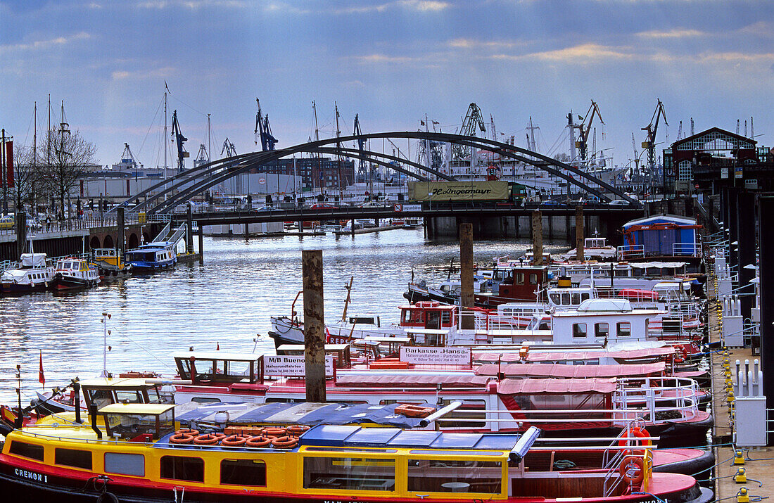 Europe, Germany, Hamburg, port of Hamburg, traditional barges in Hamburg's inner harbour