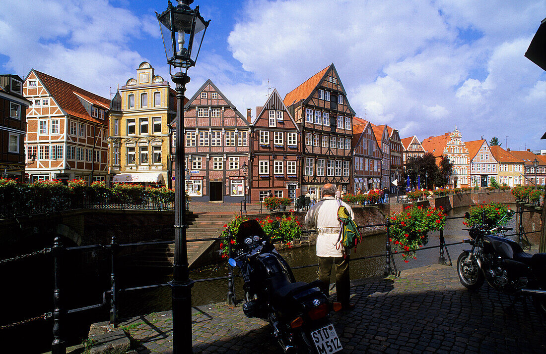 Europa, Deutschland, Niedersachsen, die historische Fachwerkstadt Stade