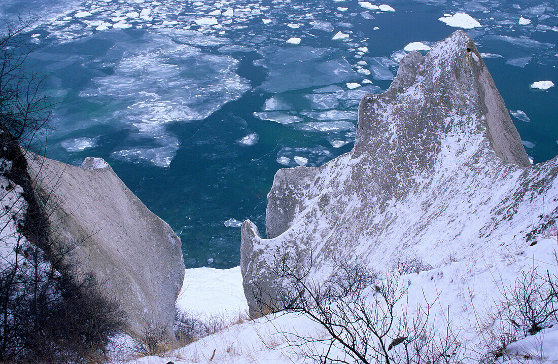 Europe, Germany, Mecklenburg-Western Pomerania, isle of Rügen, Wissower Klinken, chalk cliffs at Jasmund National Park