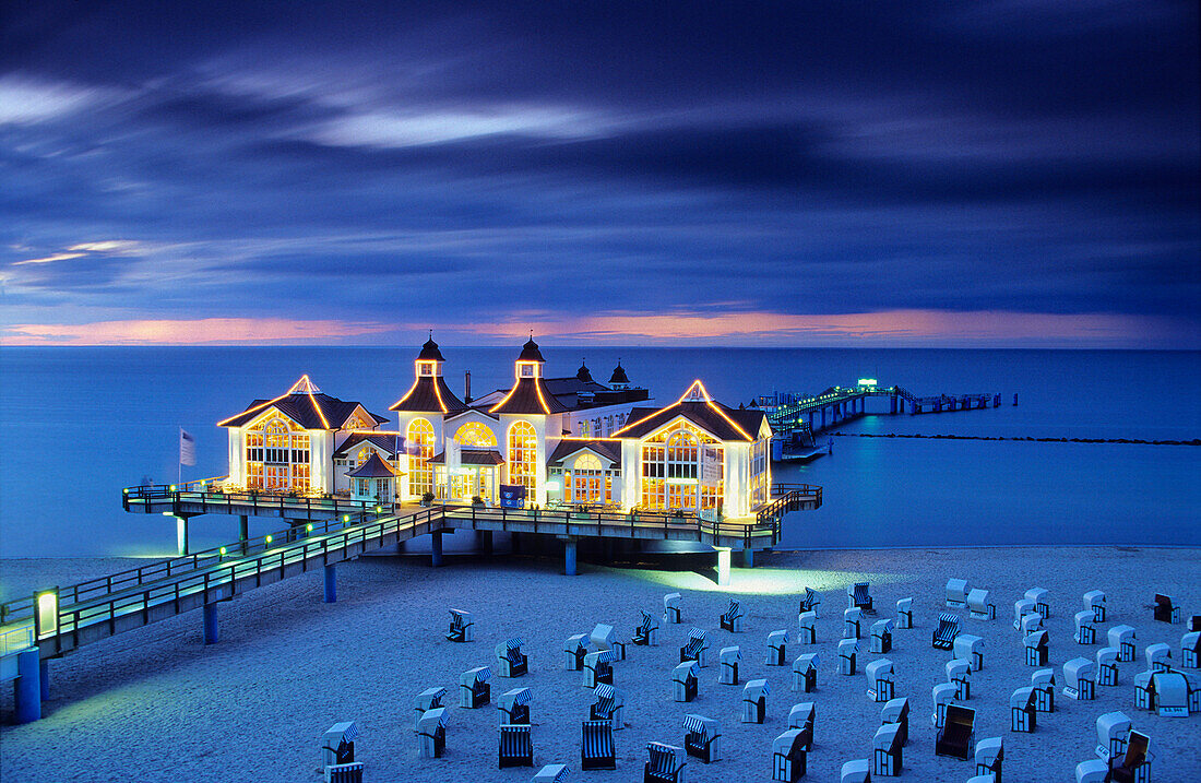 Europa, Deutschland, Mecklenburg-Vorpommern, Insel Rügen, Ostseebad Sellin, Seebrücke