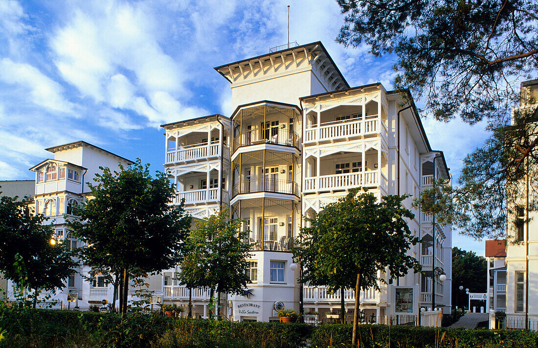 Europe, Germany, Mecklenburg-Western Pomerania, isle of Rügen, Binz seaside Resort, seaside resort architecture