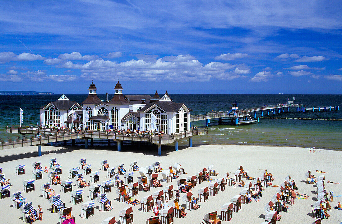 Europe, Germany, Mecklenburg-Western Pomerania, isle of Rügen, sellin Seaside Resort, view of the Seebrücke