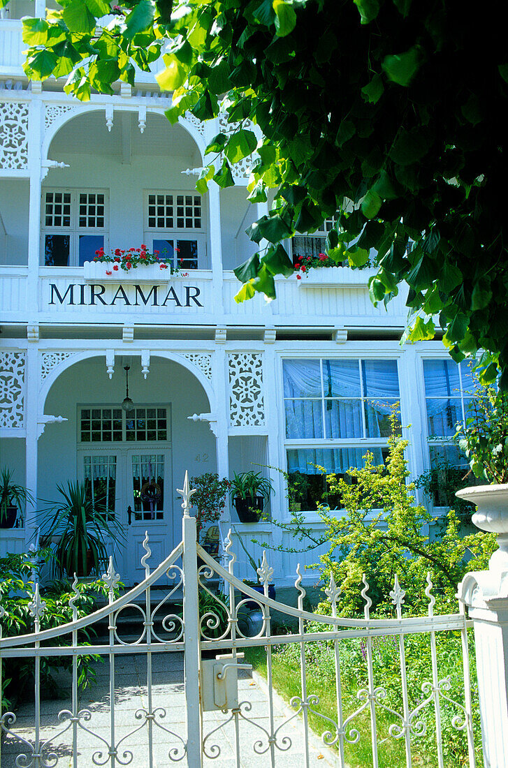 Europe, Germany, Mecklenburg-Western Pomerania, isle of Rügen, Sellin Seaside Resort, Hotel Haus Miramar, Villa Fernsicht