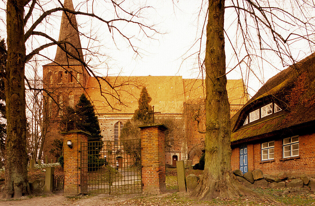 Europe, Germany, Mecklenburg-Western Pomerania, isle of Rügen, Maria-Magdalena Church in Vilmitz