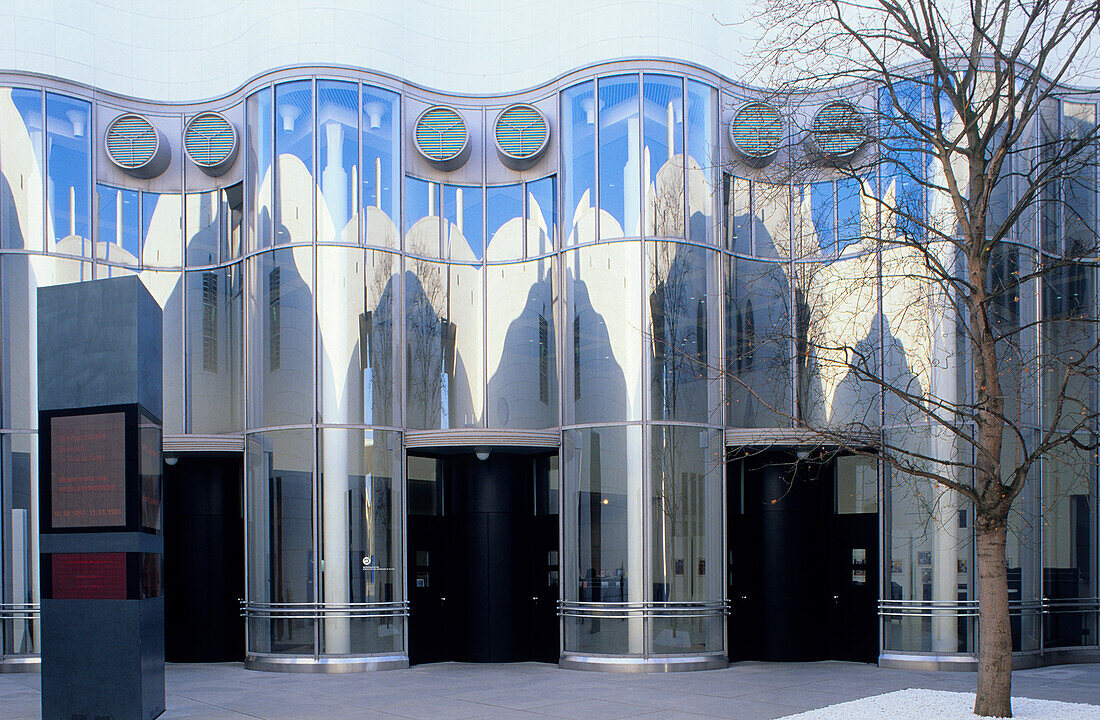 Europe, Germany, North Rhine-Westphalia, Bonn, Art and Exhibition Hall of the Federal Republic of Germany