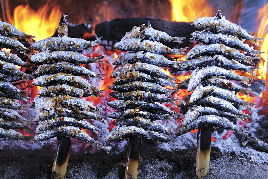 Espetos, the Grilled Sardines from Malaga. All you need to know