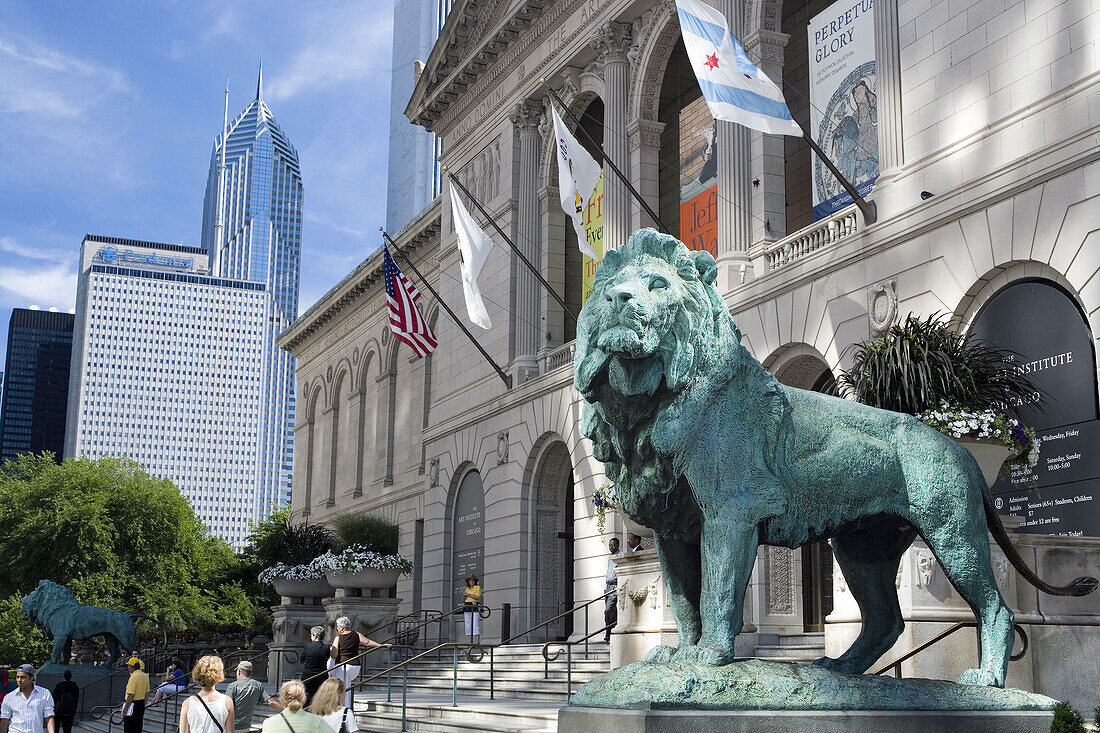 ART INSTITUTE, MICHIGAN AVENUE, CHICAGO, ILLINOIS, USA