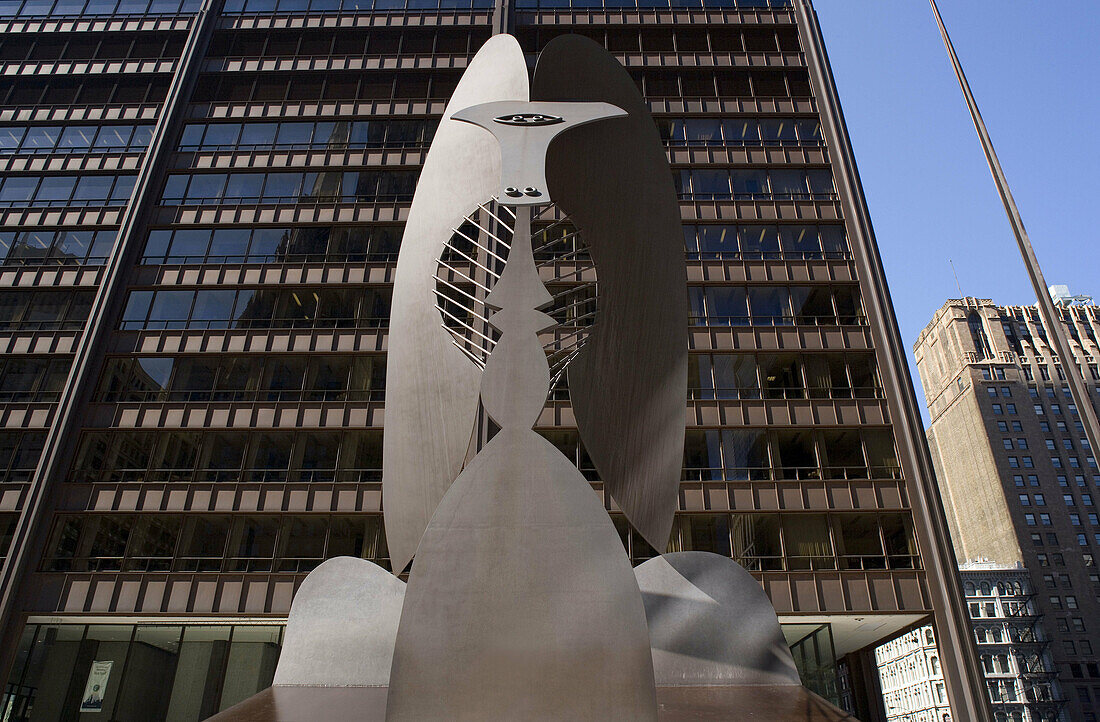 Sculpture by Picasso. Daley Plaza, CHICAGO, Illinois, USA