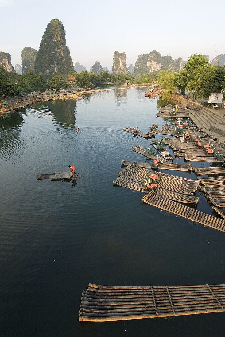 Li River. Yangshuo, Guangxi, China