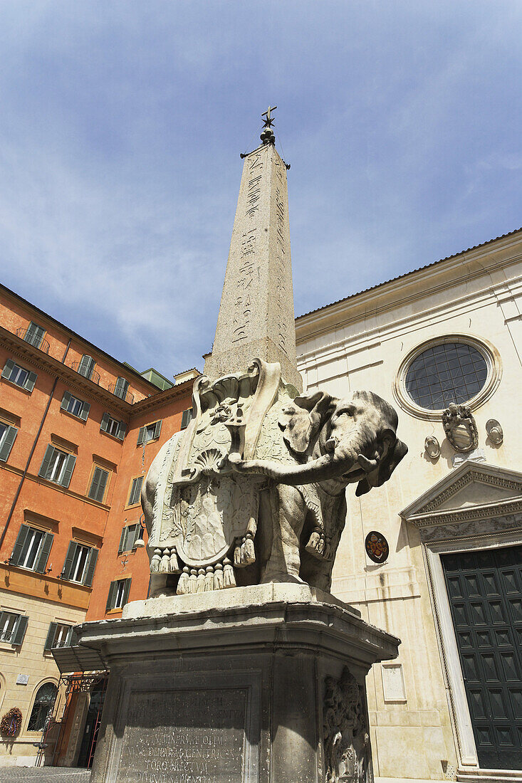 Berninis Elefant an der Piazza della Minerva, Rom, Italien