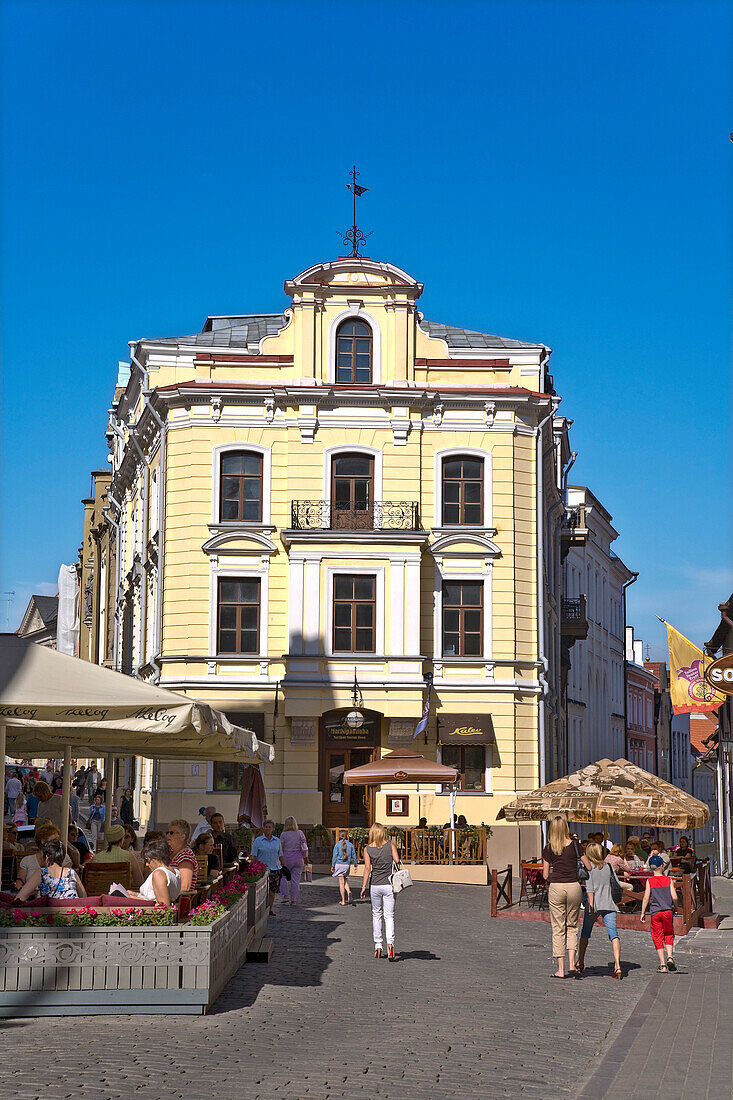 Café in der Altstadt, Tallinn, Estland, Europa