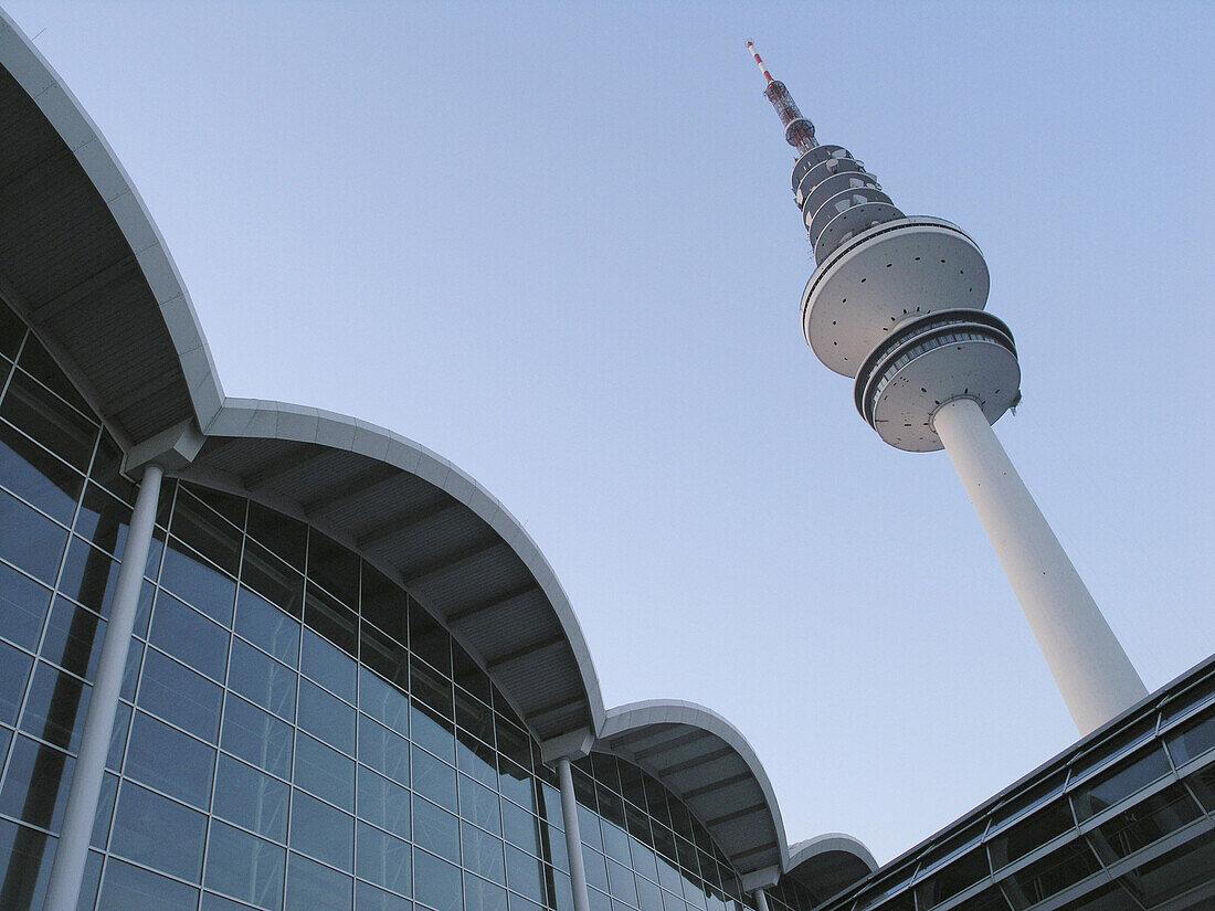 Heinrich-Hertz-Turm und Messehallen, Hamburg, Deutschland