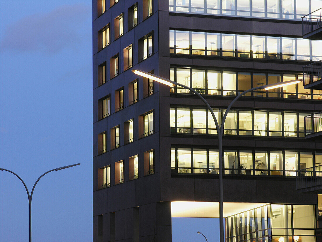 Bürogebäude in der HafenCity, Hamburg, Deutschland