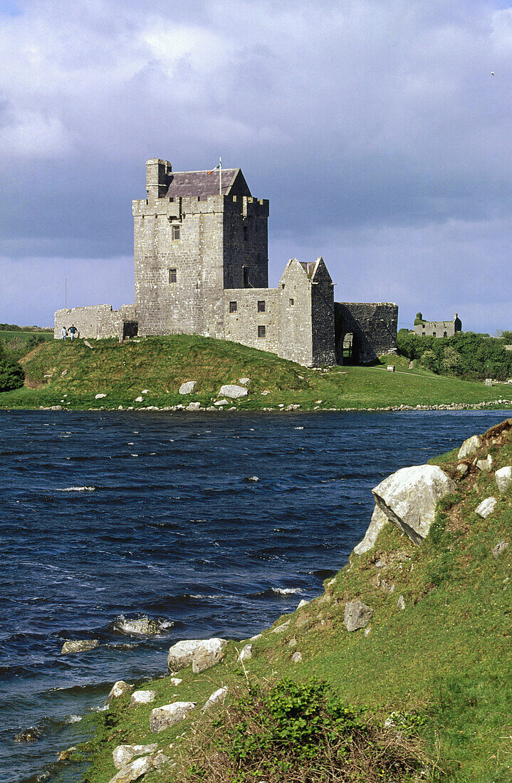 Ireland. Co. Galway. Kinvarra. Dunguaire castle.
