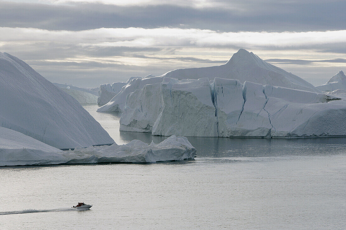 Icebergs from the Jacobshaven glacier. Isbrae. Ilulissat. Disko Bay. Greenland
