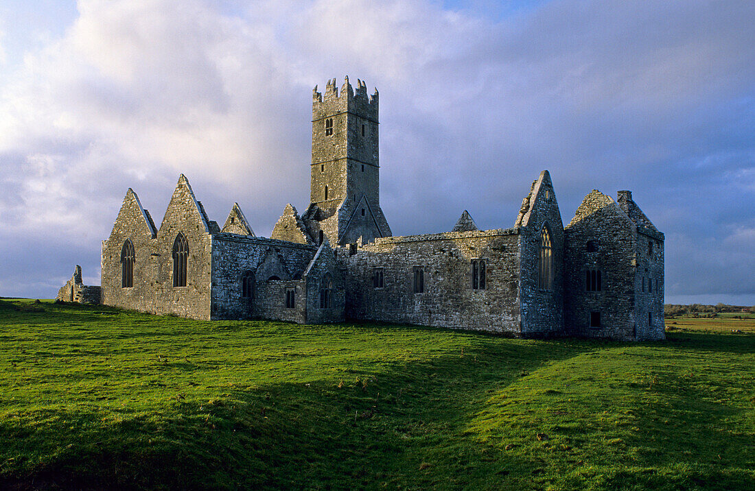Ruins of Ross Abbey near Headford, Connemara, County Galway, Ireland, Europe