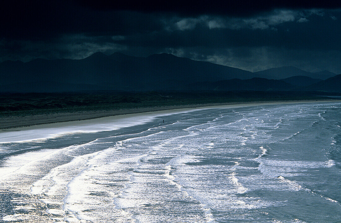 Inch Beach, Dingle peninsula, County Kerry, Ireland, Europe